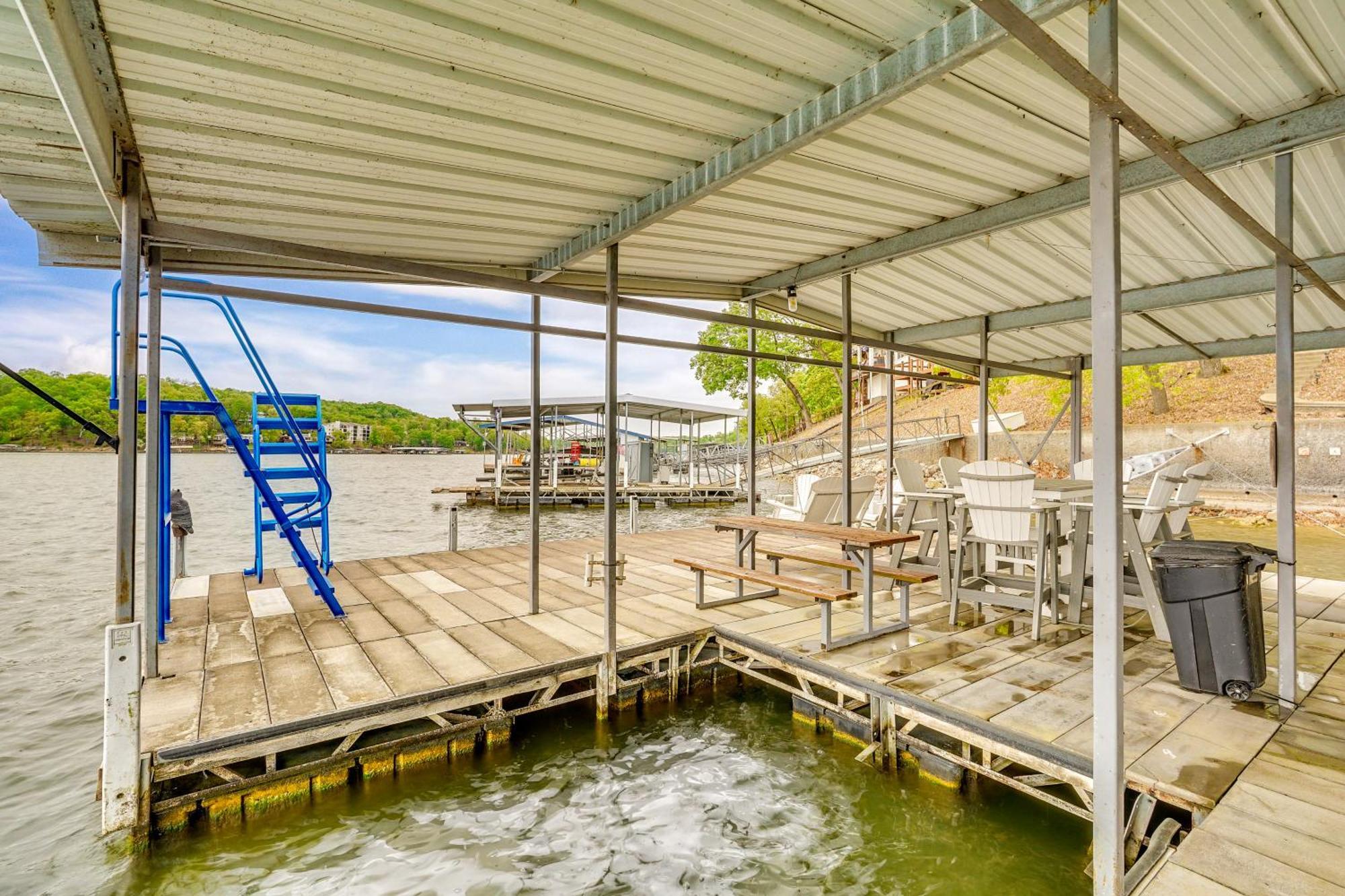Townhouse With Shared Dock On Lake Of The Ozarks! Exteriör bild