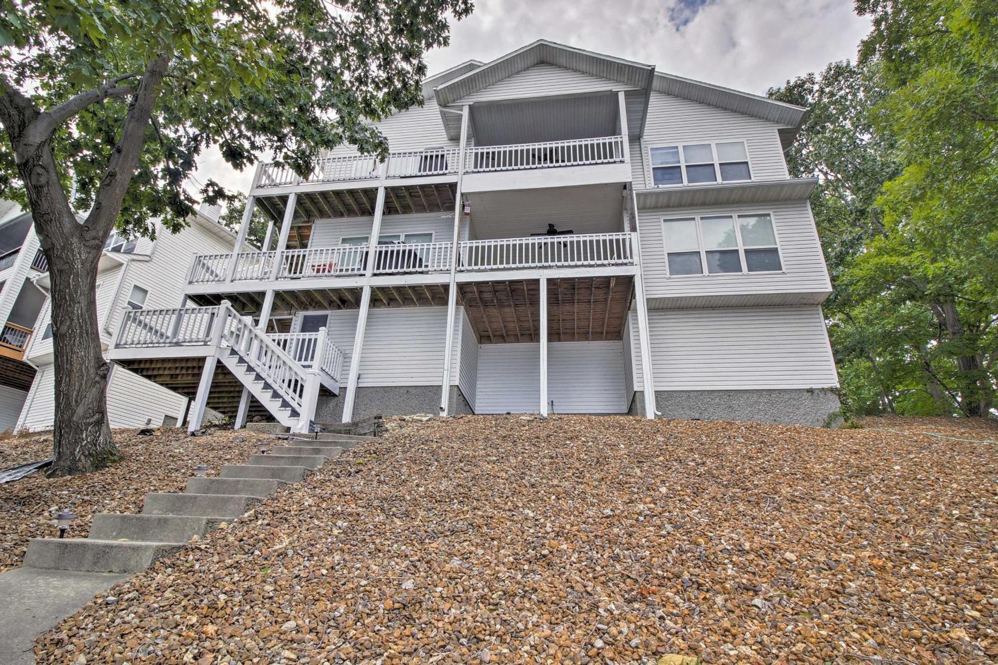 Townhouse With Shared Dock On Lake Of The Ozarks! Exteriör bild